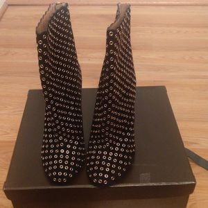 Alaia Limited Edition Suede Boots